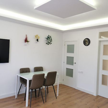 Atico Apartment ตาราสซา ภายนอก รูปภาพ