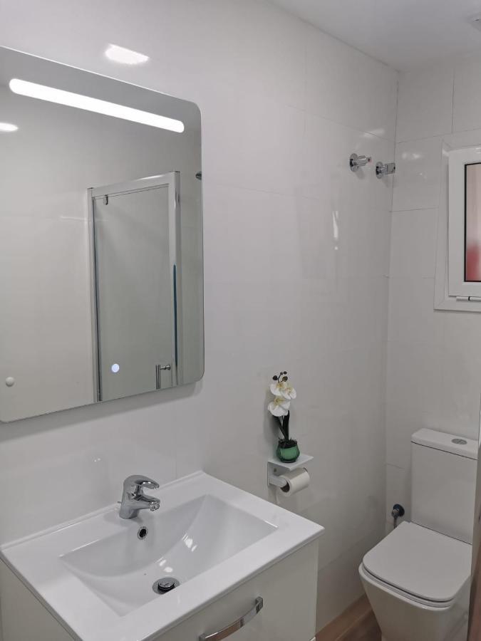Atico Apartment ตาราสซา ภายนอก รูปภาพ